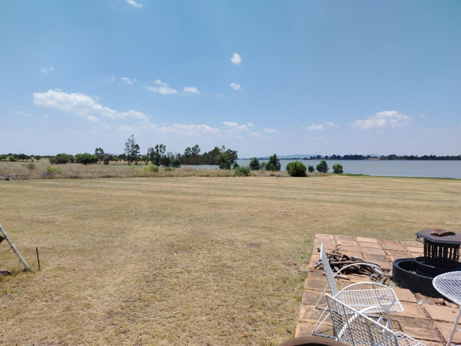 3 Bedroom Property for Sale in Vaal Dam Free State